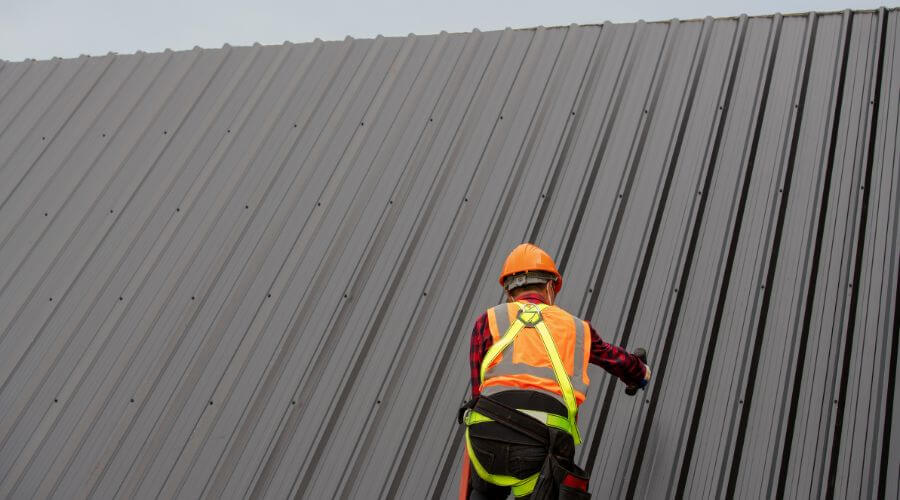 Professional gutter cleaning in Seward, NE